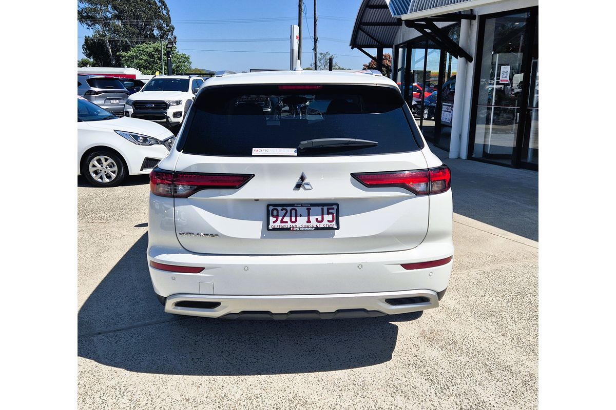 2023 Mitsubishi Outlander LS ZM