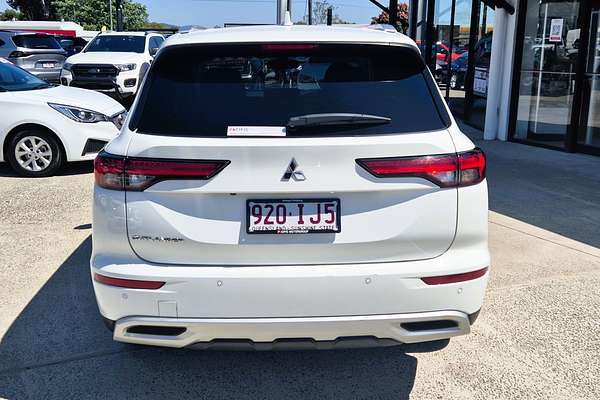 2023 Mitsubishi Outlander LS ZM