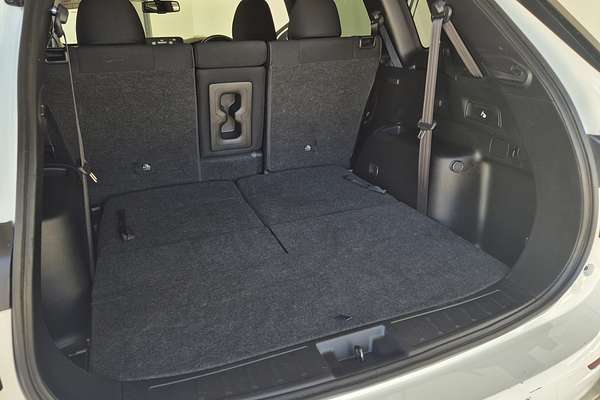 2023 Mitsubishi Outlander LS ZM