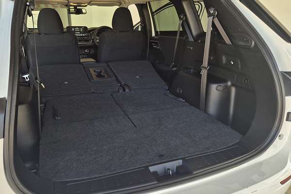 2023 Mitsubishi Outlander LS ZM