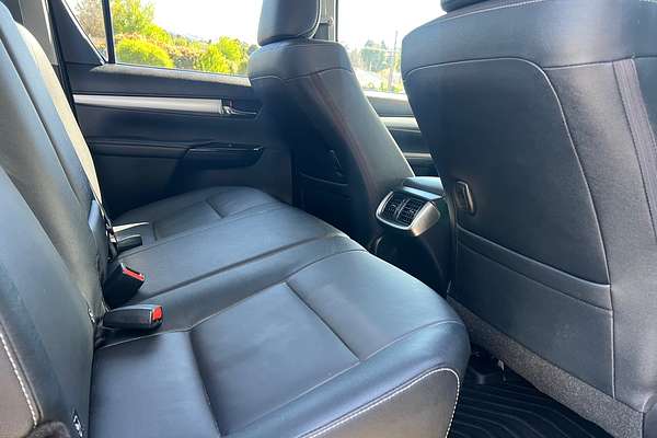 2020 Toyota Hilux SR5 GUN126R 4X4