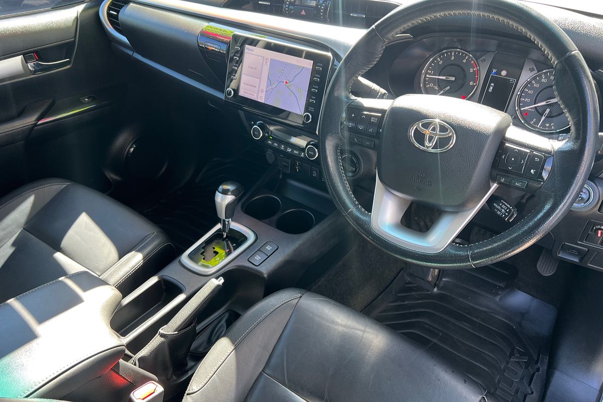 2020 Toyota Hilux SR5 GUN126R 4X4