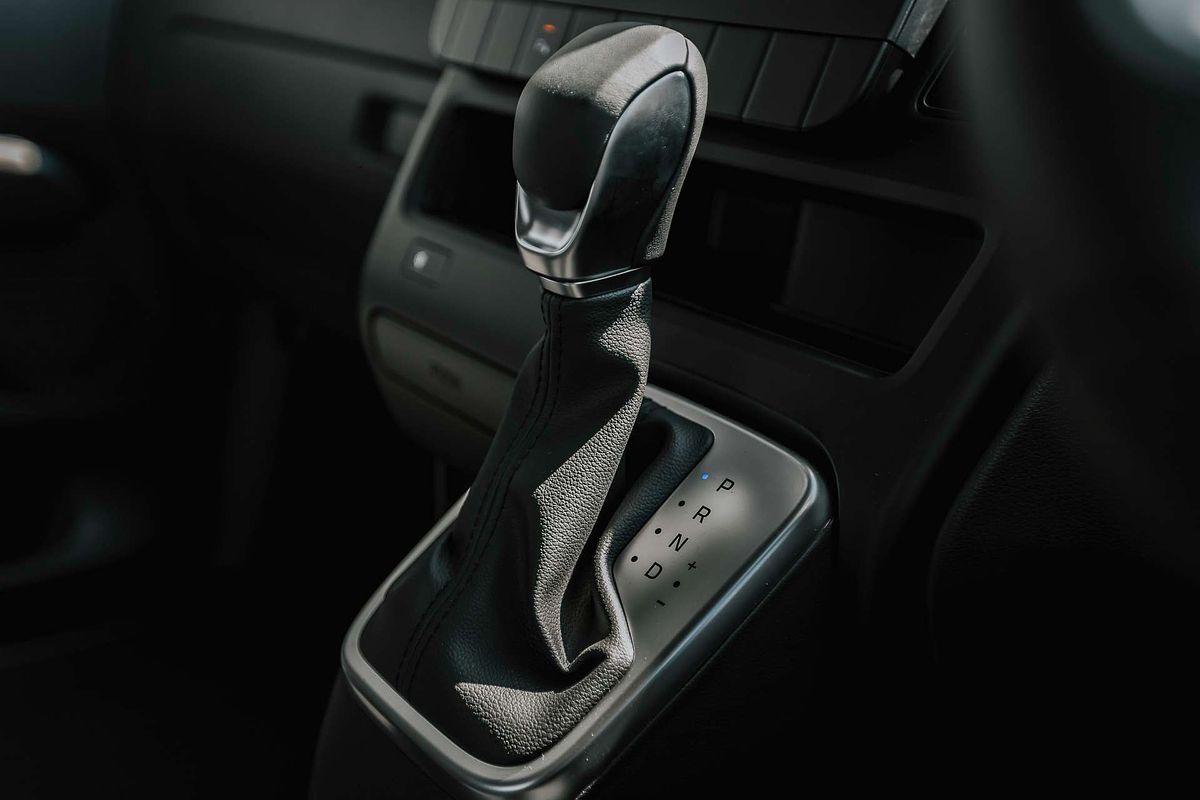 2025 Hyundai STARIA LOAD US4.V3