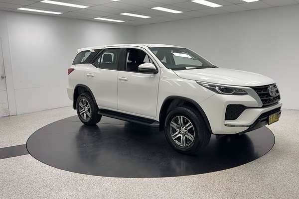 2022 Toyota Fortuner GX GUN156R