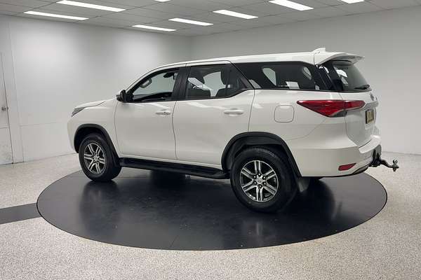 2022 Toyota Fortuner GX GUN156R