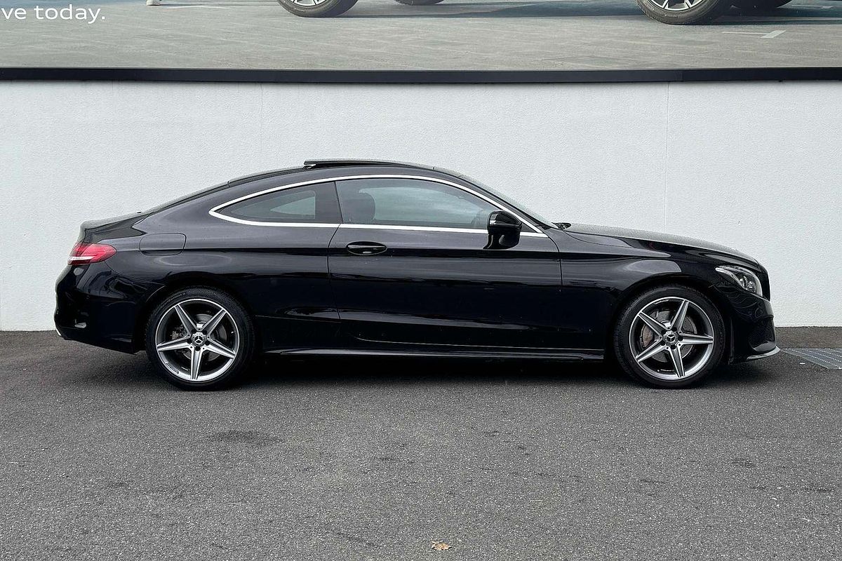 2017 Mercedes-Benz C-Class C200 C205