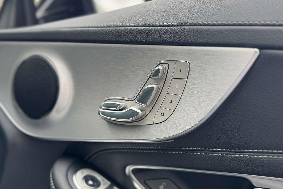 2017 Mercedes-Benz C-Class C200 C205