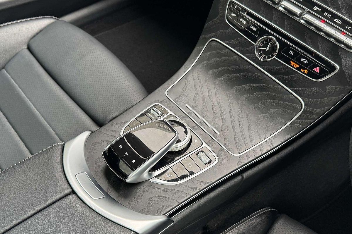 2017 Mercedes-Benz C-Class C200 C205