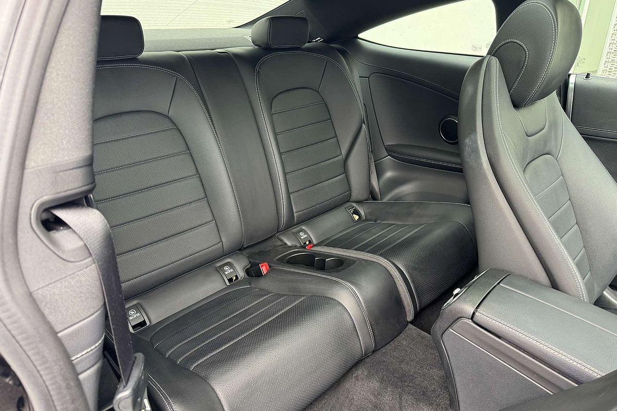 2017 Mercedes-Benz C-Class C200 C205