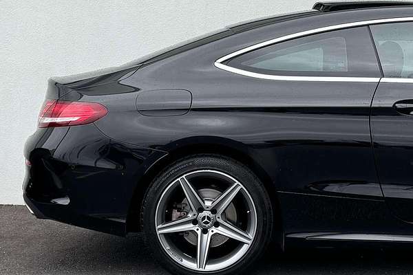 2017 Mercedes-Benz C-Class C200 C205