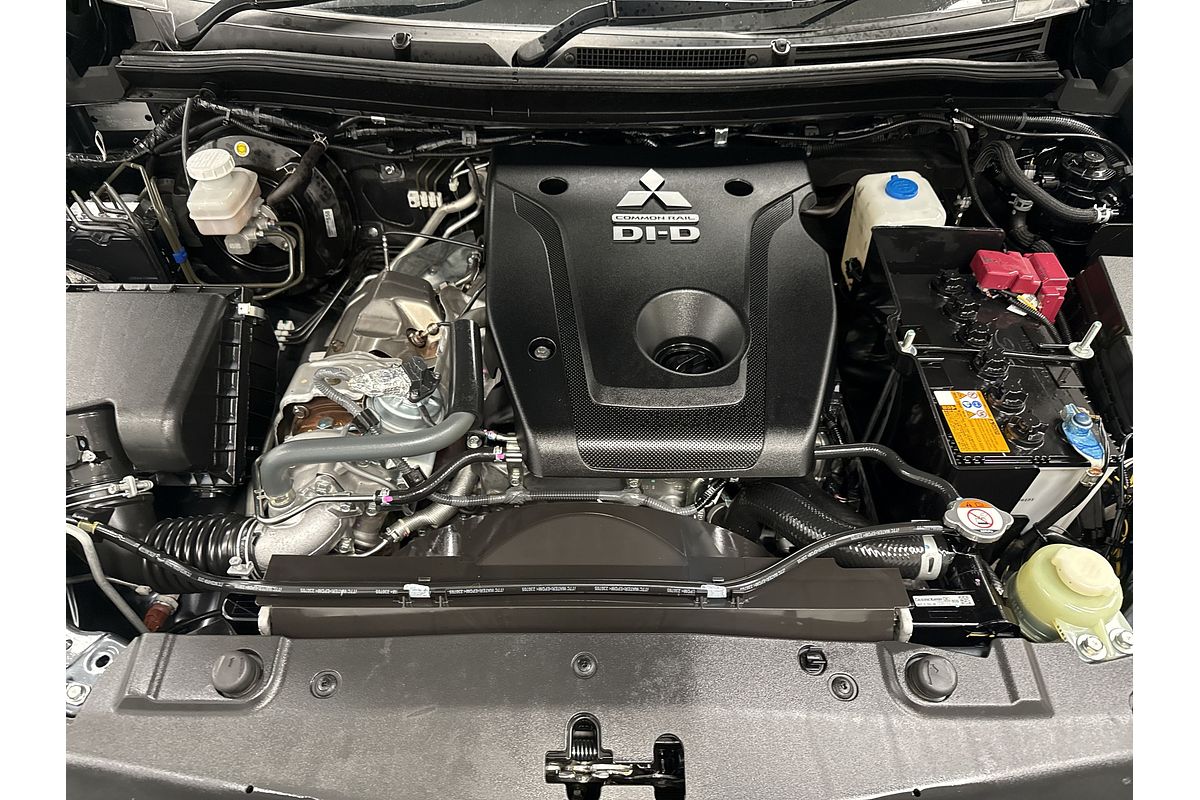 2023 Mitsubishi Triton GLS MR 4X4