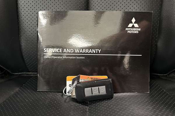 2023 Mitsubishi Triton GLS MR 4X4