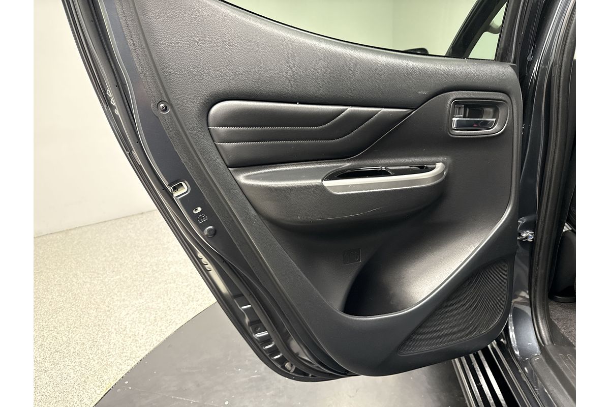 2023 Mitsubishi Triton GLS MR 4X4