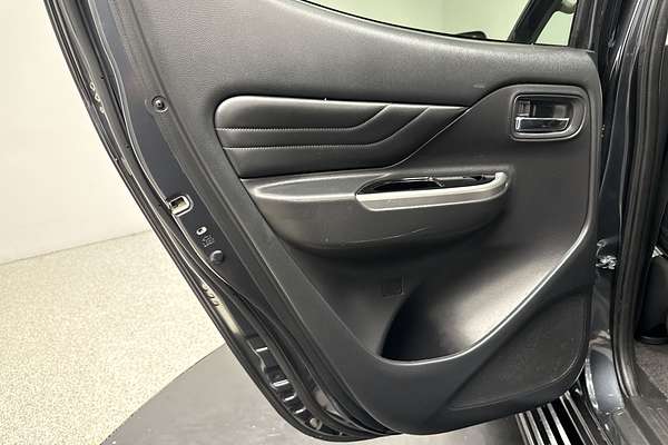 2023 Mitsubishi Triton GLS MR 4X4