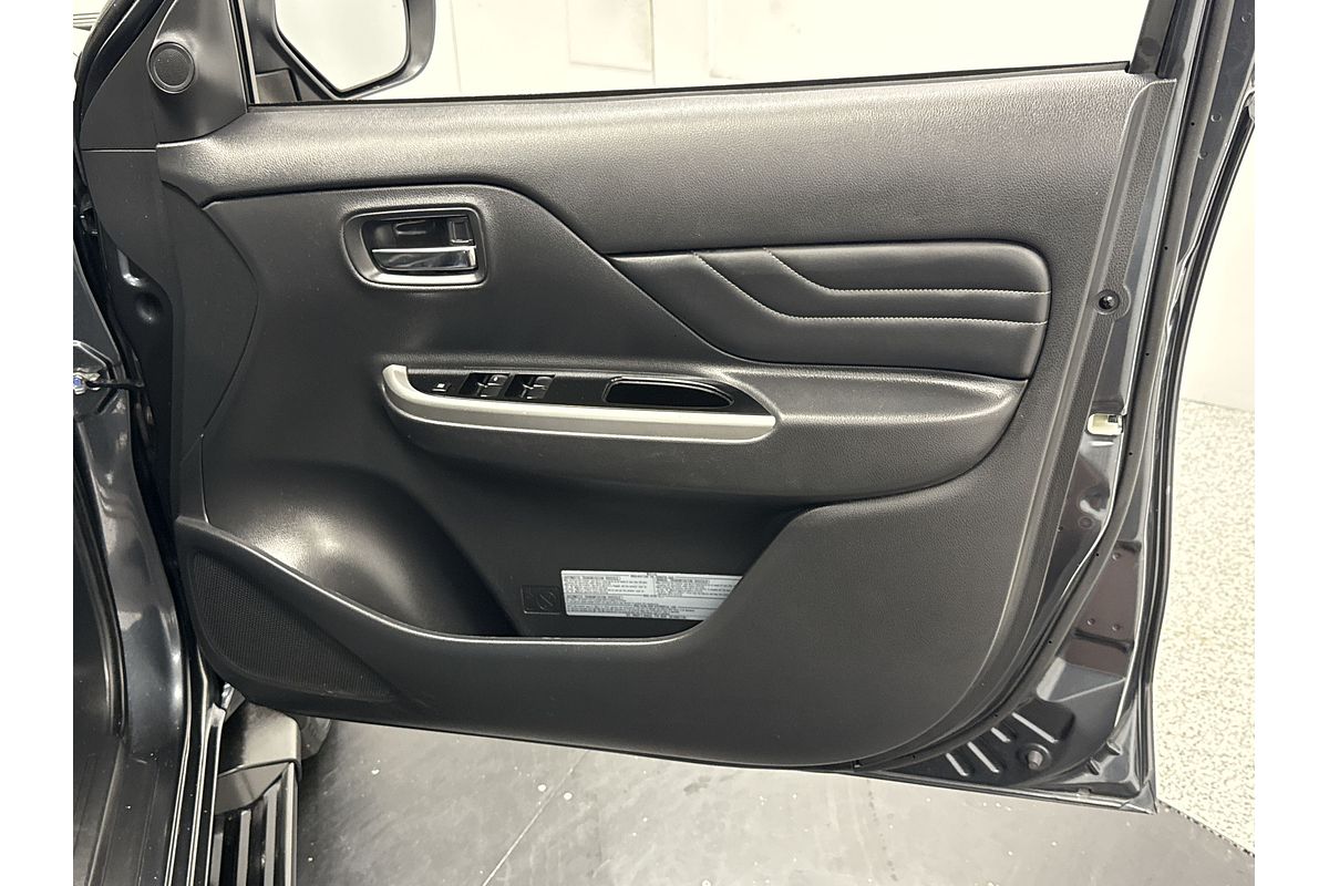 2023 Mitsubishi Triton GLS MR 4X4