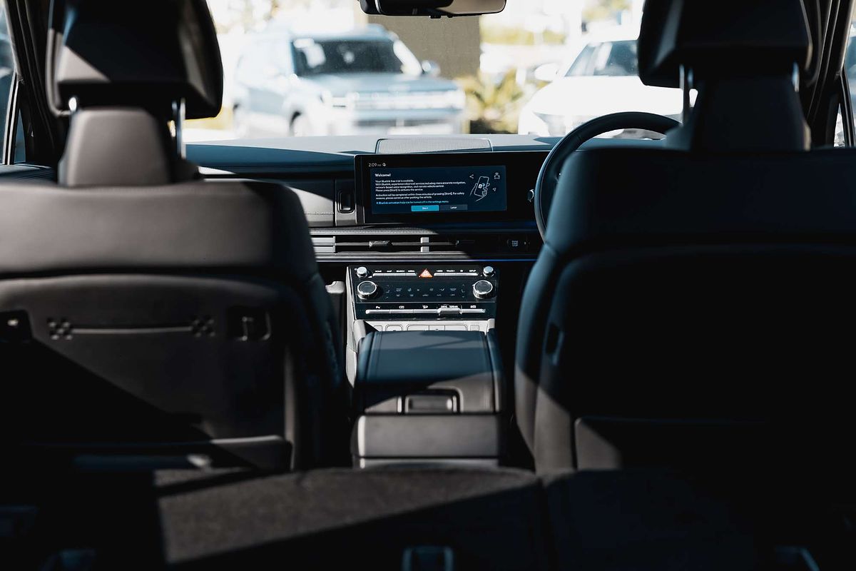 2025 Hyundai Santa Fe Hybrid Calligraphy MX5.V2