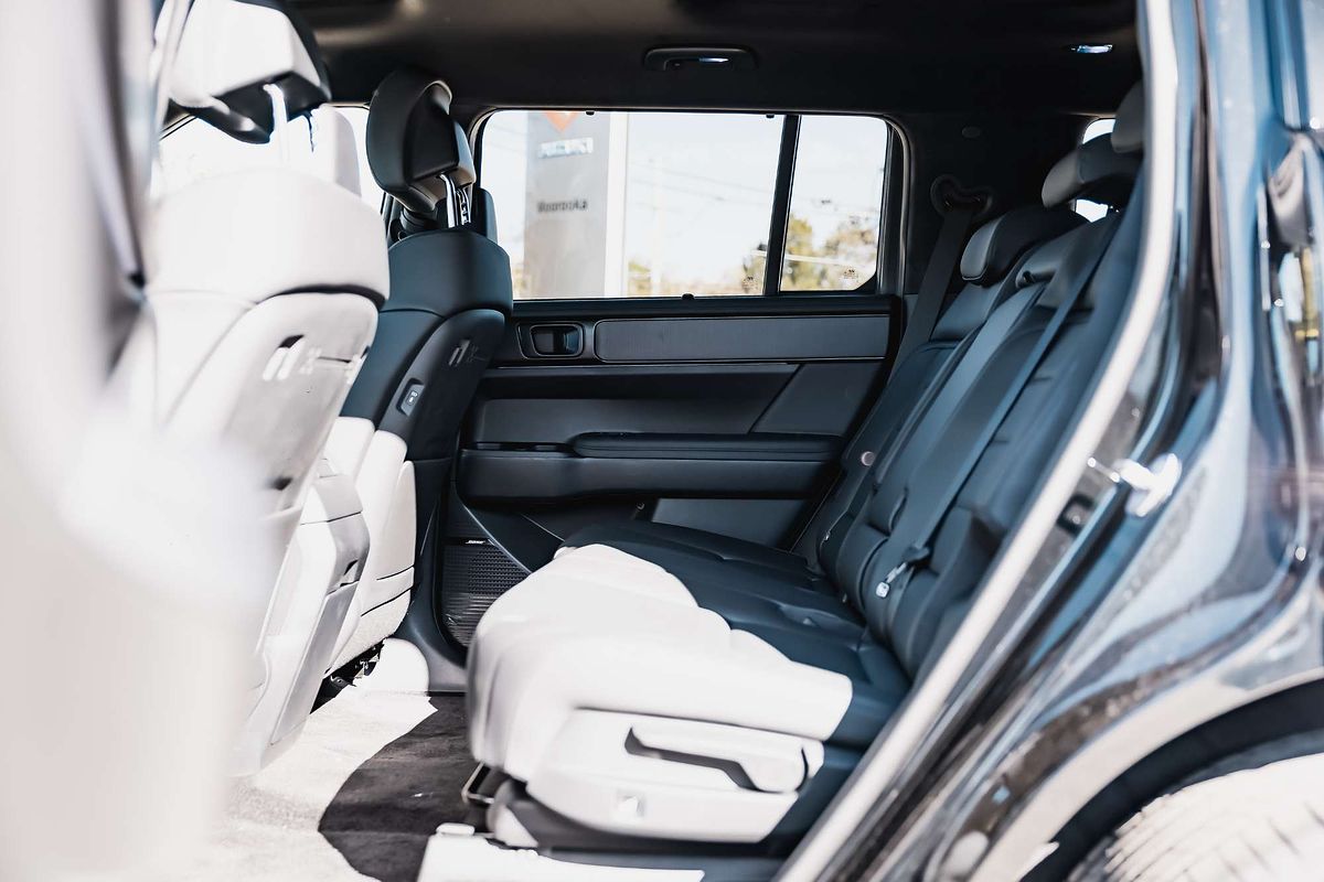 2025 Hyundai Santa Fe Hybrid Calligraphy MX5.V2