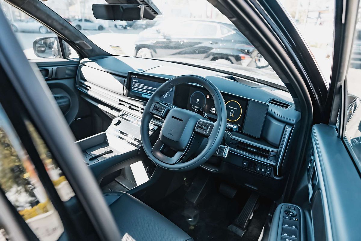 2025 Hyundai Santa Fe Hybrid Calligraphy MX5.V2