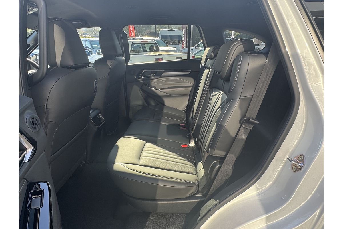 2025 Isuzu MU-X LS-T