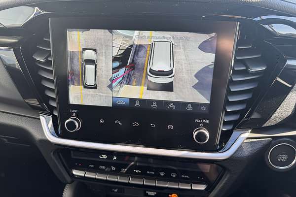 2025 Isuzu MU-X LS-T