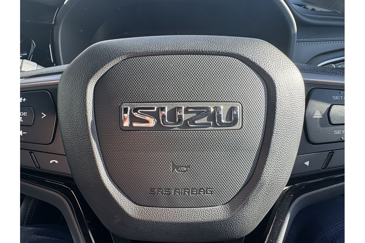 2025 Isuzu MU-X LS-T