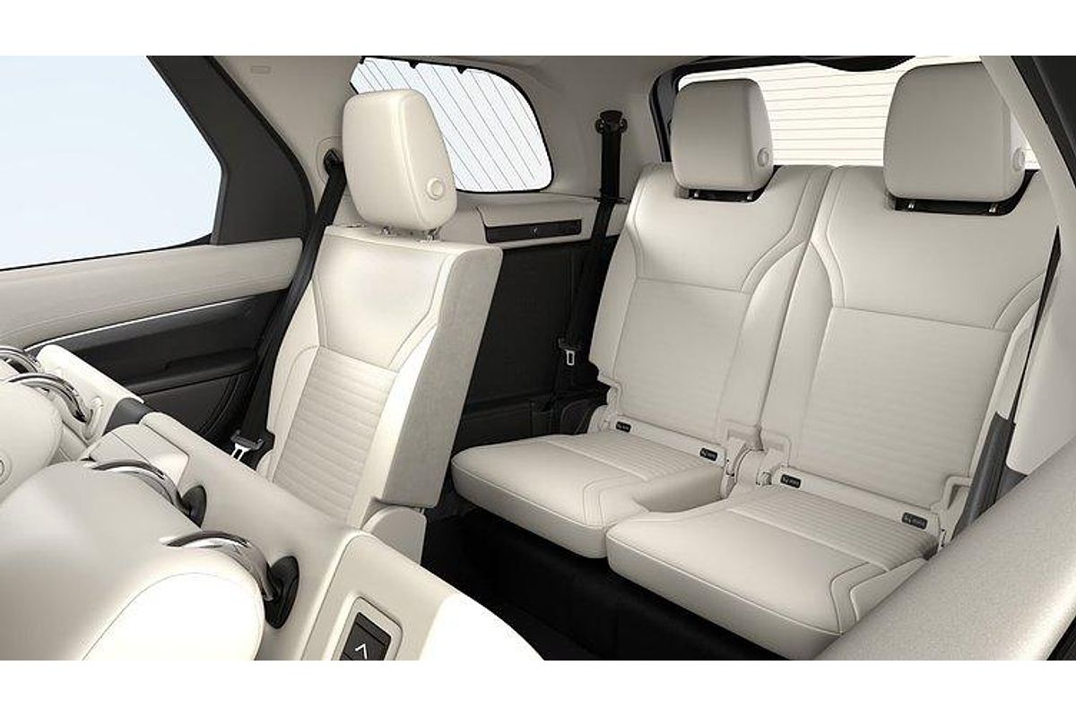 2025 Land Rover Discovery D350 Dynamic SE Series 5