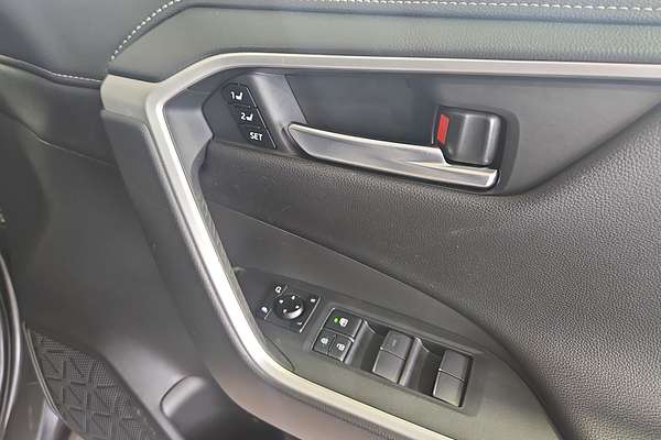 2020 Toyota RAV4 Cruiser AXAH52R