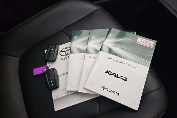 2020 Toyota RAV4 Cruiser AXAH52R