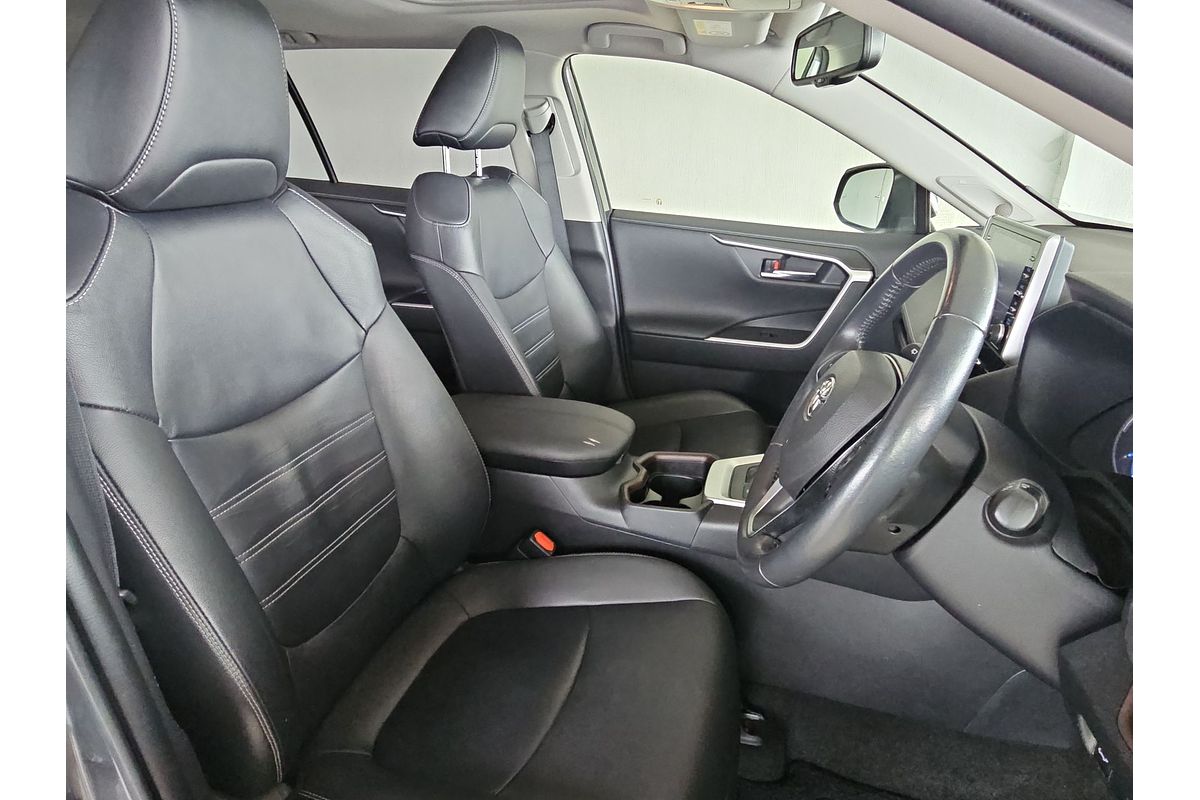 2020 Toyota RAV4 Cruiser AXAH52R