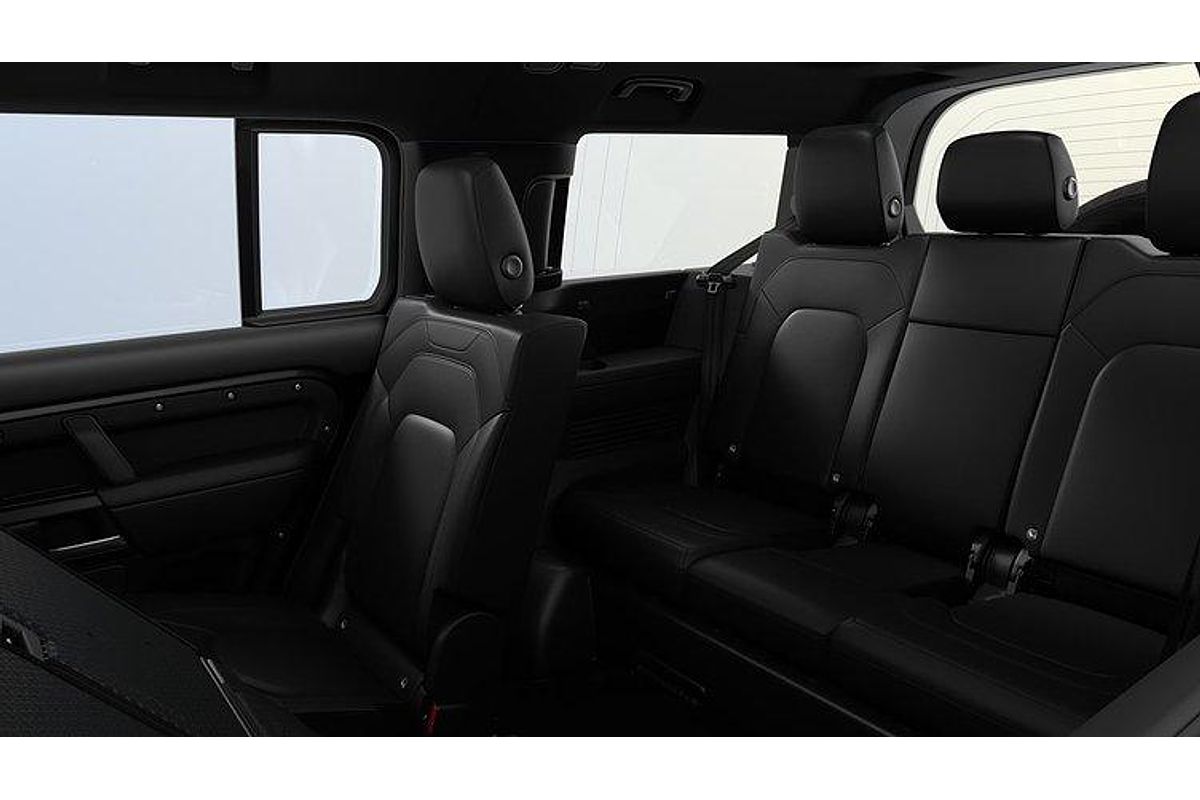 2025 Land Rover Defender 130 D350 X-Dynamic SE L663