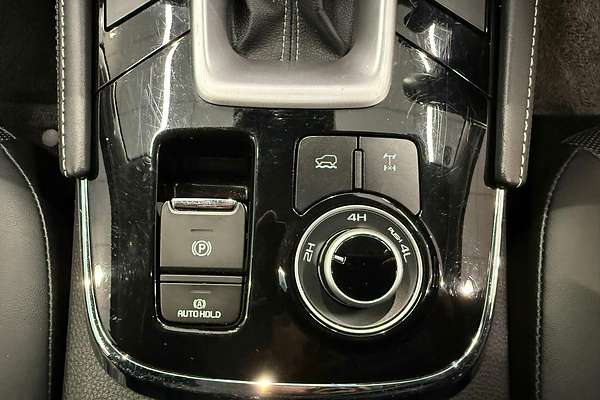 2024 Isuzu MU-X LS-T