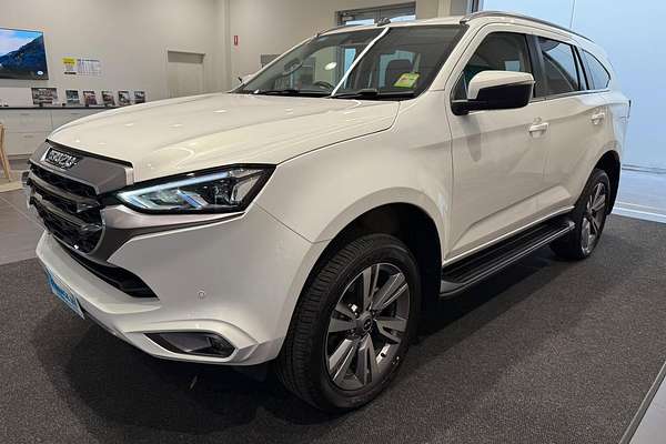 2024 Isuzu MU-X LS-T