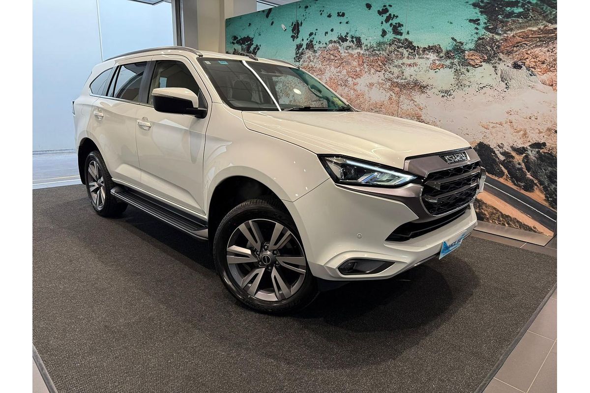 2024 Isuzu MU-X LS-T