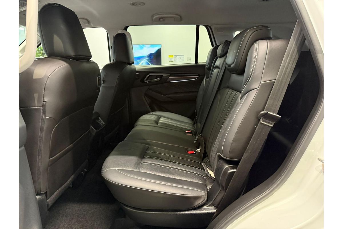 2024 Isuzu MU-X LS-T