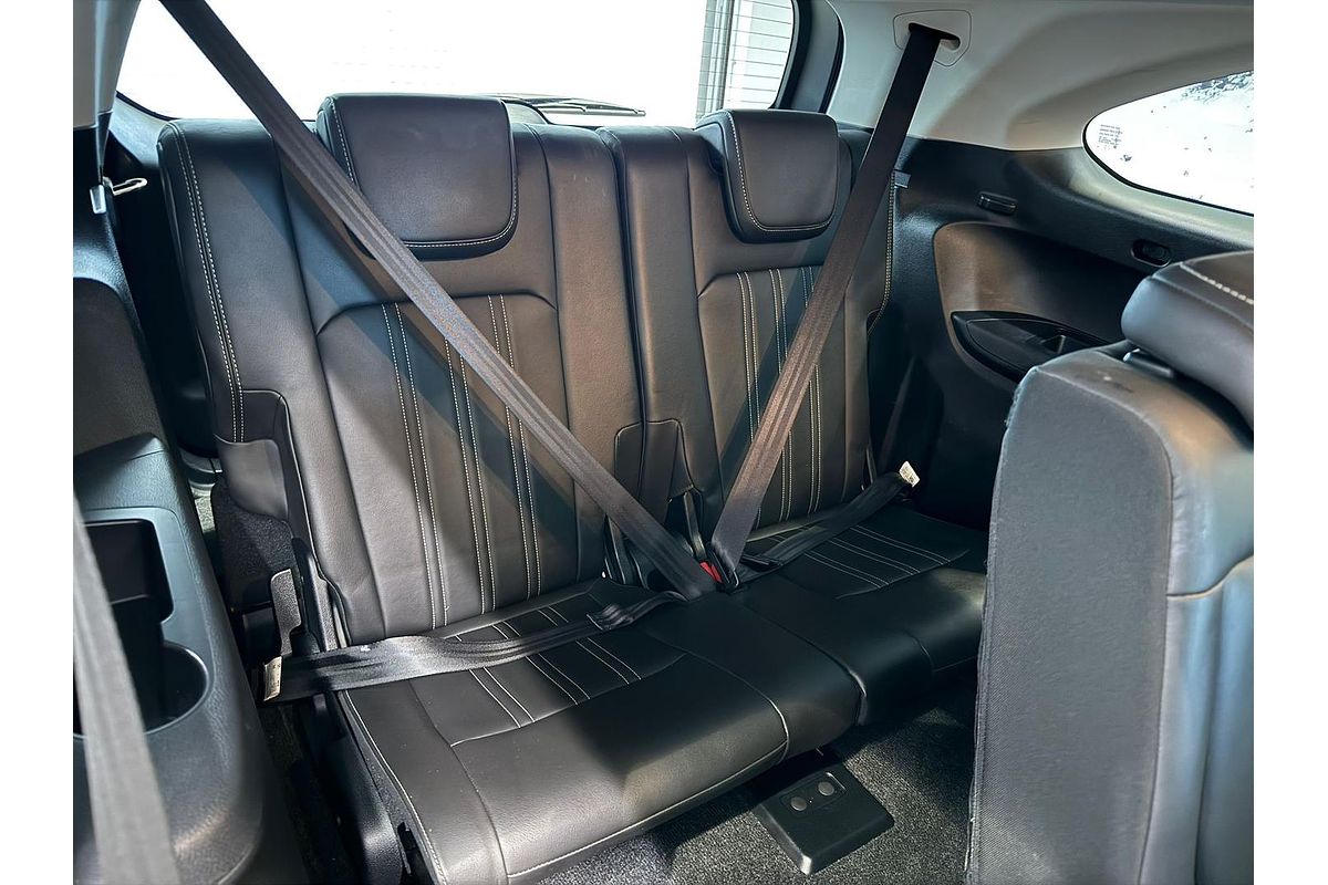 2024 Isuzu MU-X LS-T