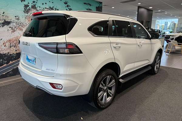 2024 Isuzu MU-X LS-T