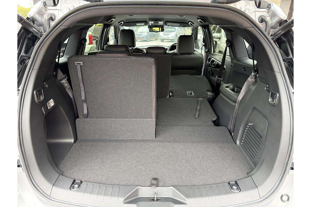 2025 Isuzu MU-X X-TERRAIN