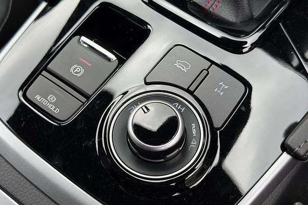 2025 Isuzu MU-X X-TERRAIN