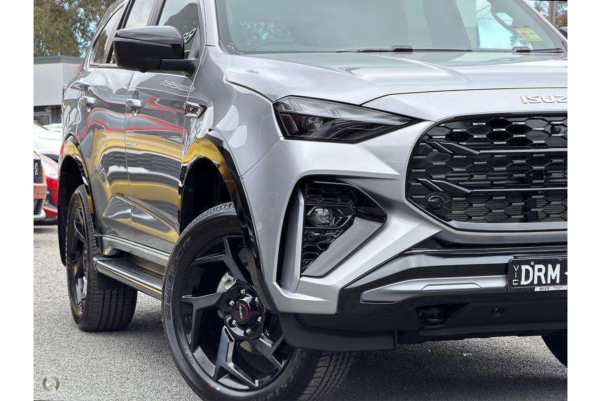 2025 Isuzu MU-X X-TERRAIN