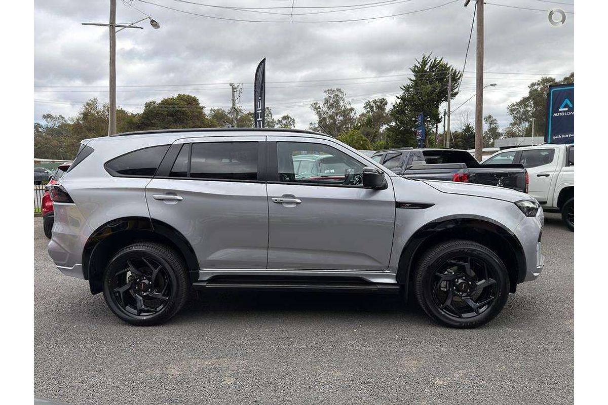 2025 Isuzu MU-X X-TERRAIN