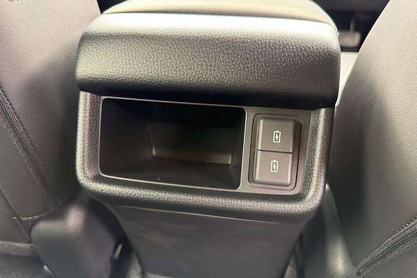 2025 Isuzu MU-X X-TERRAIN