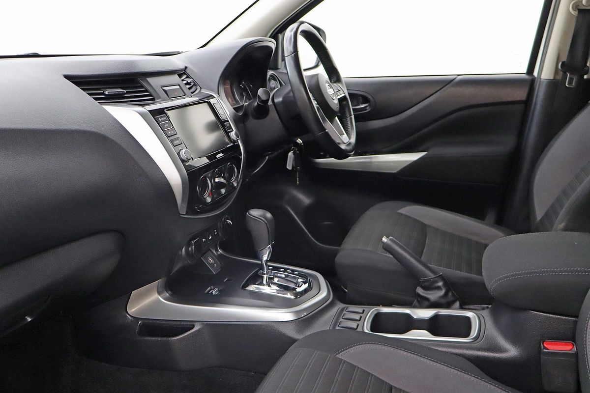 2022 Nissan Navara ST D23 4X4