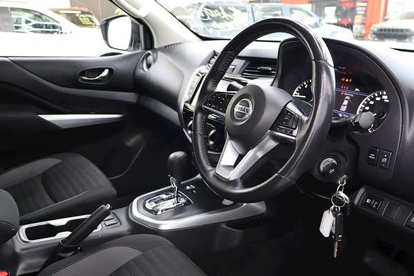 2022 Nissan Navara ST D23 4X4