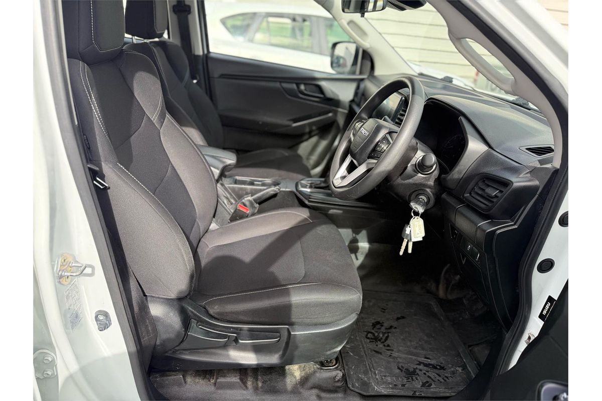 2023 Isuzu D-MAX SX 4X4
