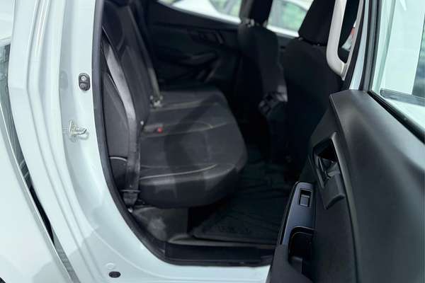 2023 Isuzu D-MAX SX 4X4