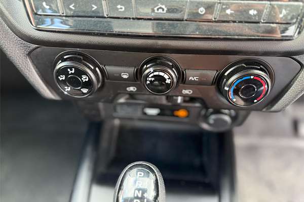 2023 Isuzu D-MAX SX 4X4