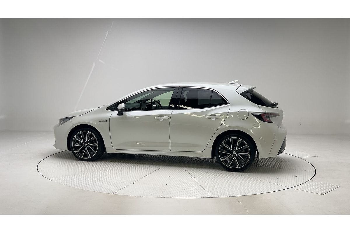 2019 Toyota Corolla ZR Hybrid ZWE211R