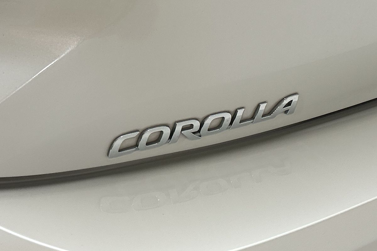 2019 Toyota Corolla ZR Hybrid ZWE211R