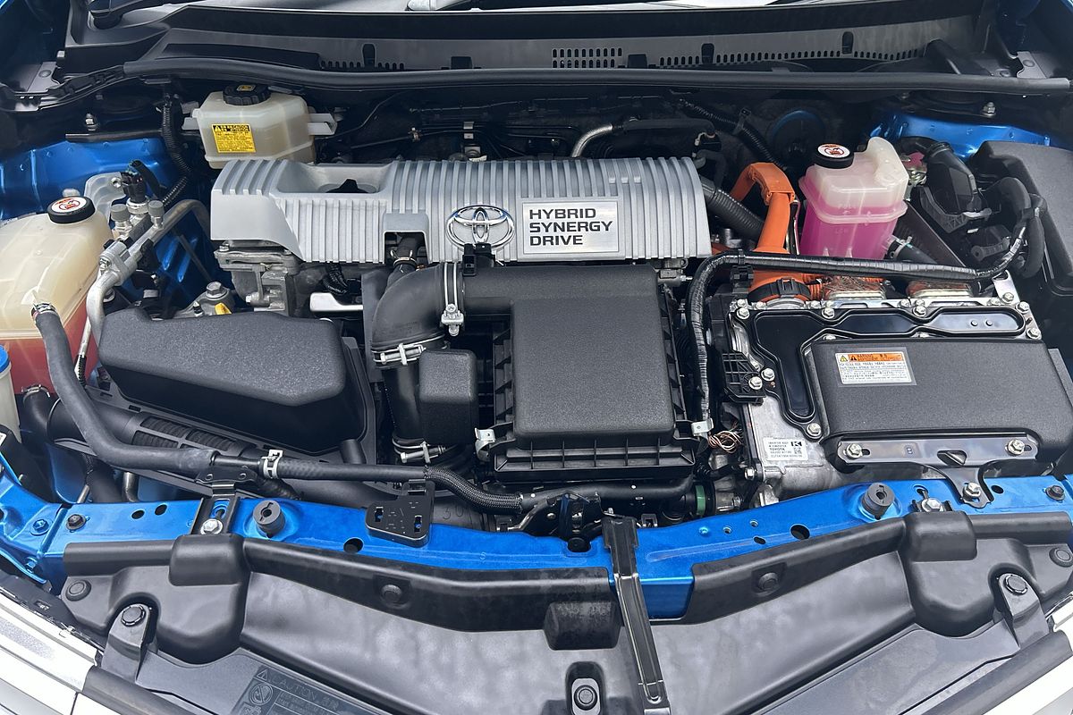 2018 Toyota Corolla Hybrid ZWE186R