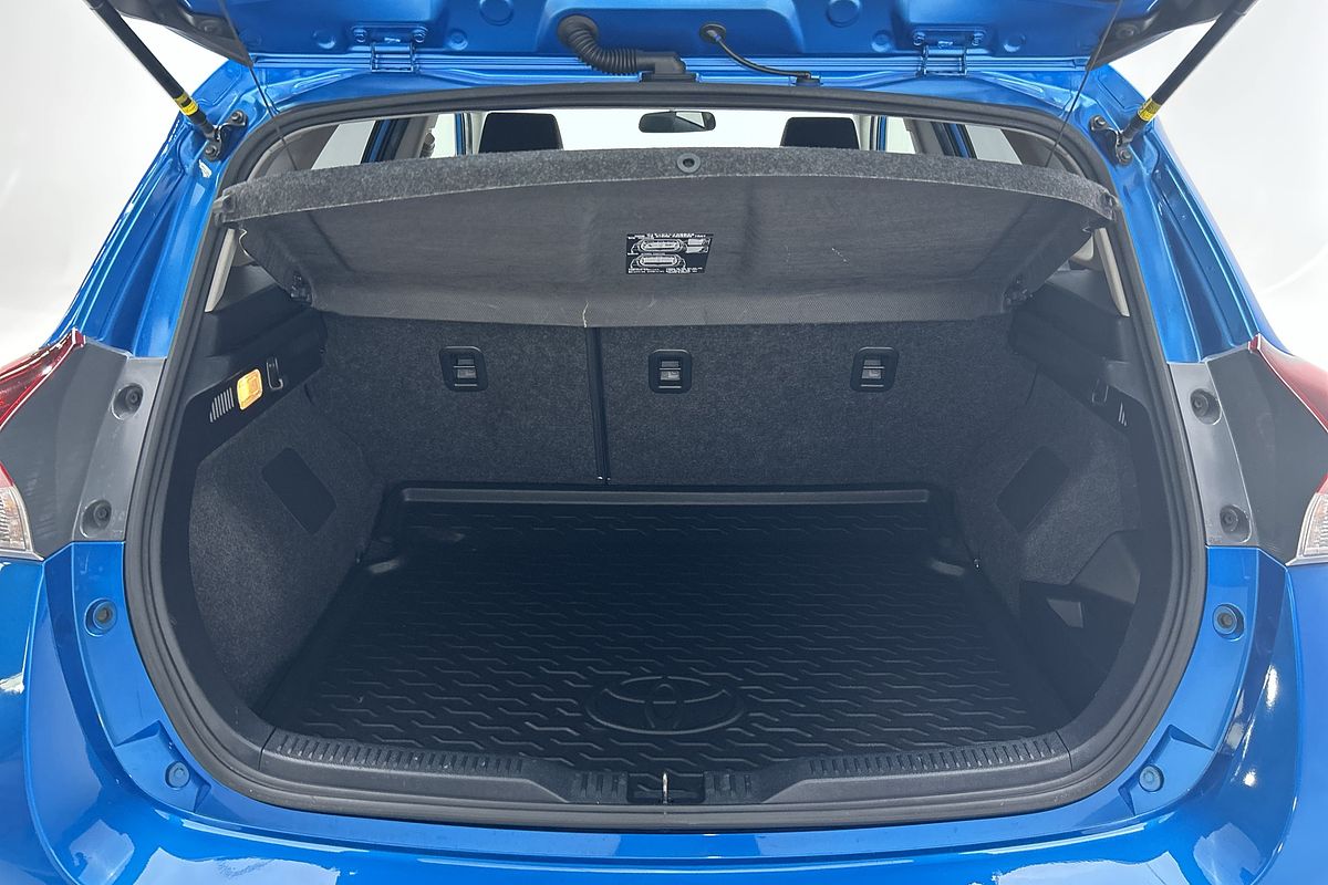 2018 Toyota Corolla Hybrid ZWE186R